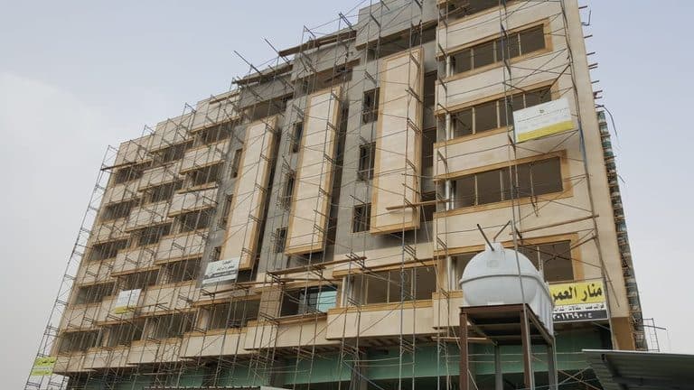 مبنى بن شيهون التجاري وفندق بيوتي 2 — 1