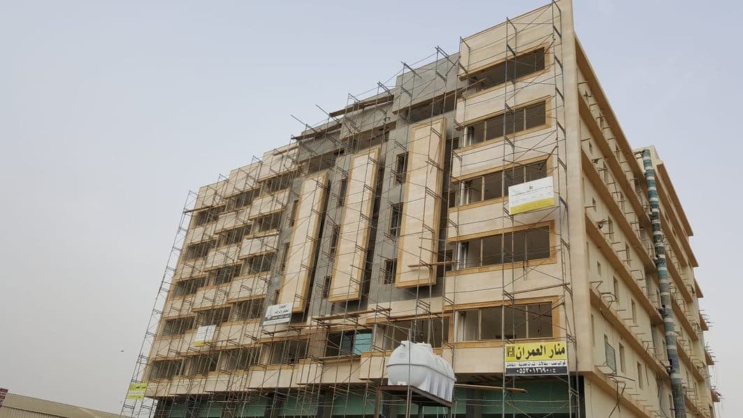مبنى بن شيهون التجاري وفندق بيوتي 2 — 3